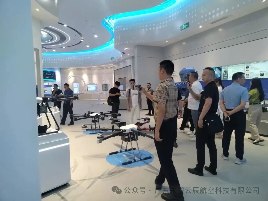 朱雀云辰飞训基地全国百校联盟盛大启航暨东莞水乡河西基地开班庆典燃动东莞