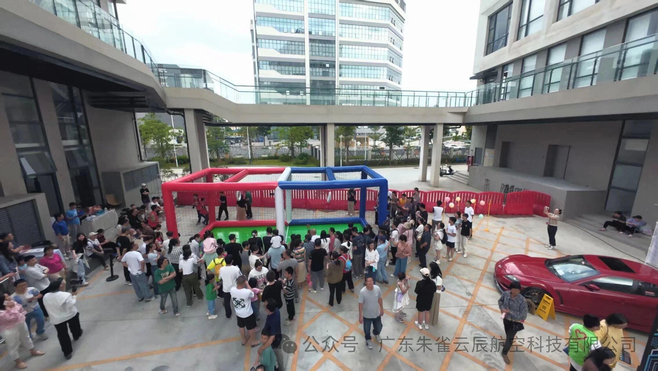 五一假期朱雀云辰在东莞上演&ldquo;空中足球&rdquo;盛宴，精彩竞技引爆三大地标